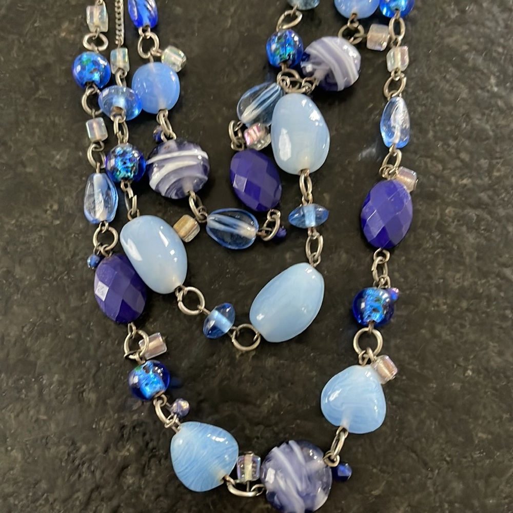 Blue necklace - Picture 2 of 3